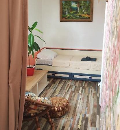 Inessa Center Budget Room Κισινάου Εξωτερικό φωτογραφία