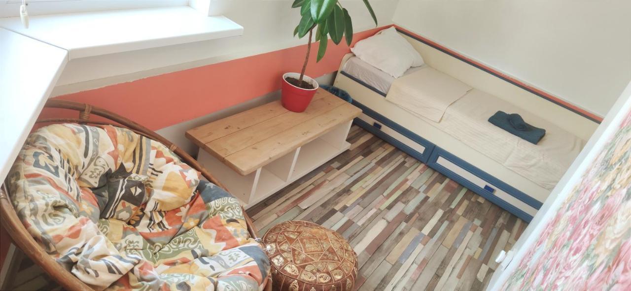 Inessa Center Budget Room Κισινάου Εξωτερικό φωτογραφία